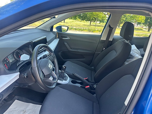 Seat Arona 7 of 10