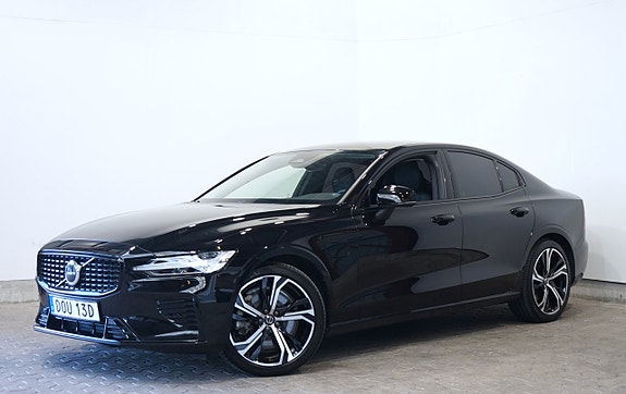 Volvo S60 2 of 5