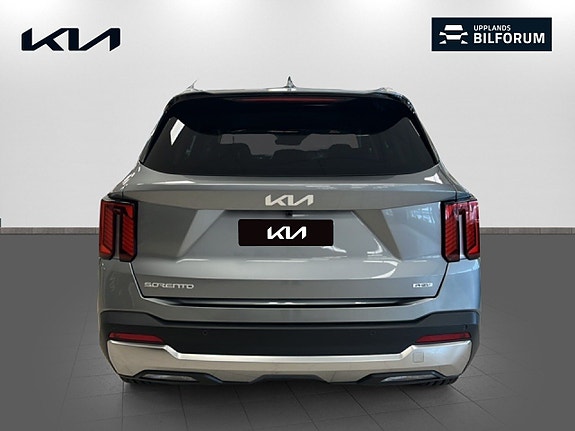 Kia Sorento 5 of 22
