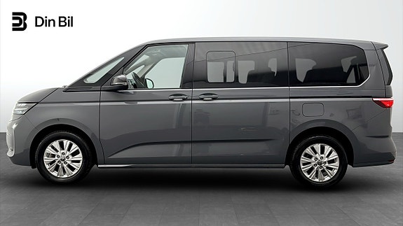 Volkswagen Multivan 2 of 5