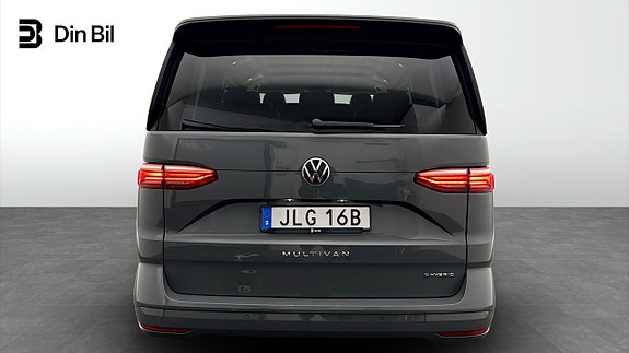 Volkswagen Multivan 5 of 5