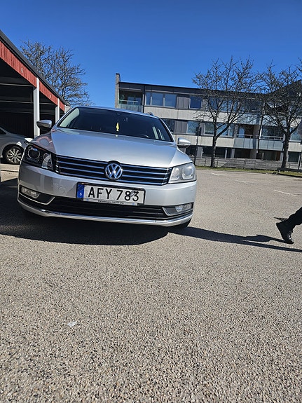 Volkswagen Passat 3 of 5