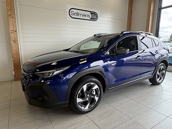 Subaru Crosstrek 2 of 5