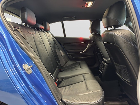 BMW 118i 10 of 20