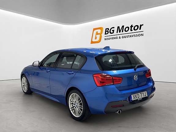 BMW 118i 6 of 20