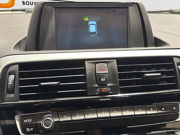 BMW 118i 18 of 20