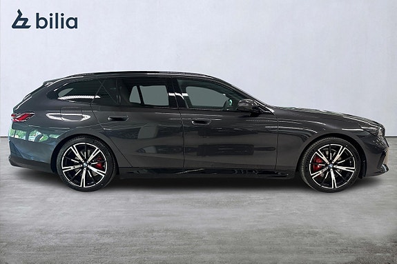 BMW i5 15 of 19