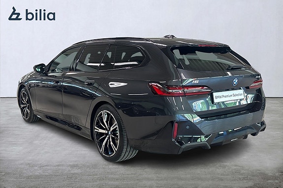BMW i5 2 of 19