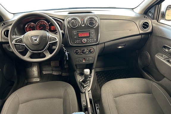 Dacia Logan 13 of 23