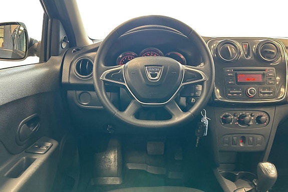 Dacia Logan 14 of 23