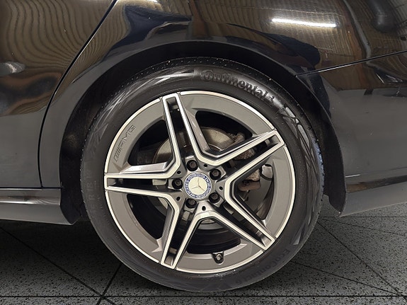 Mercedes-Benz CLA200 16 of 30