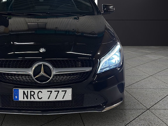 Mercedes-Benz CLA200 9 of 30