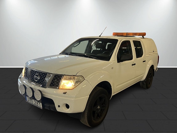 Nissan Navara 2 of 5