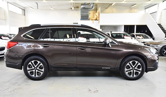 Subaru Outback 3 of 5