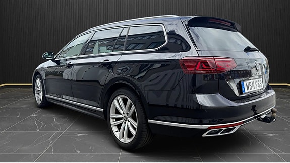 Volkswagen Passat 3 of 5