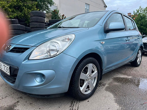 Hyundai i20 3 of 5