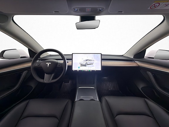 Tesla Model 3 13 of 30