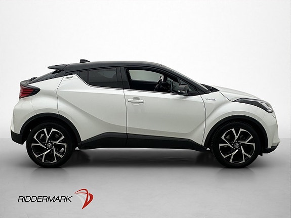 Toyota C-HR 4 of 5