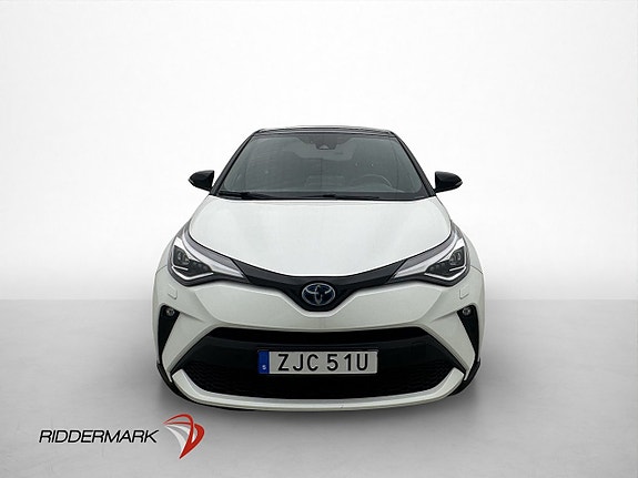 Toyota C-HR 2 of 5