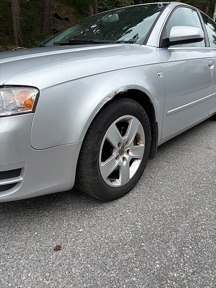 Audi A4 5 of 14