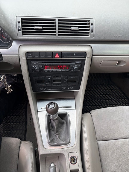 Audi A4 12 of 14
