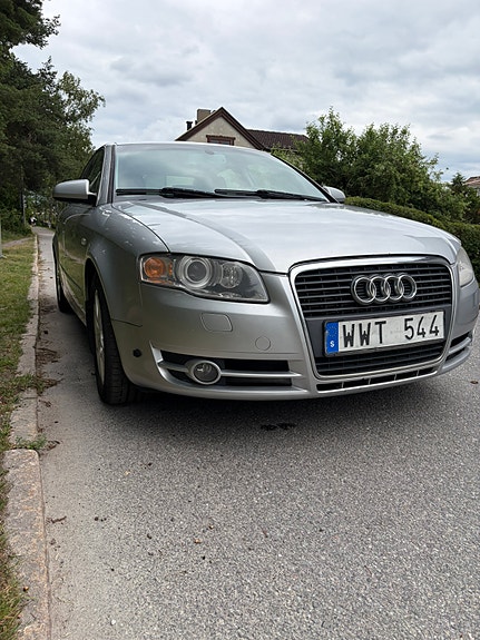 Audi A4 2 of 14