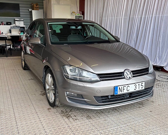 Volkswagen Golf I 3 of 5