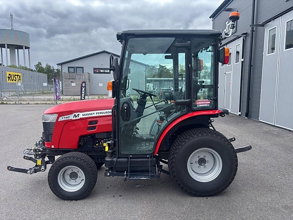 Kompakttraktor Massey Ferguson 1740 -2023 | Redskap 2 of 5