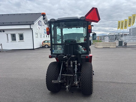 Kompakttraktor Massey Ferguson 1740 -2023 | Redskap 3 of 5