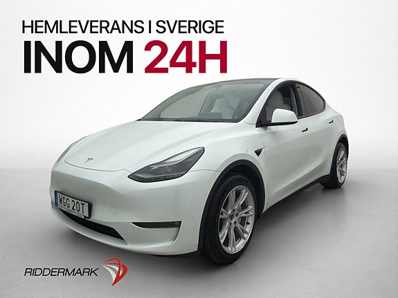 Tesla Model Y 4 of 5