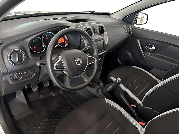 Dacia Logan 6 of 14