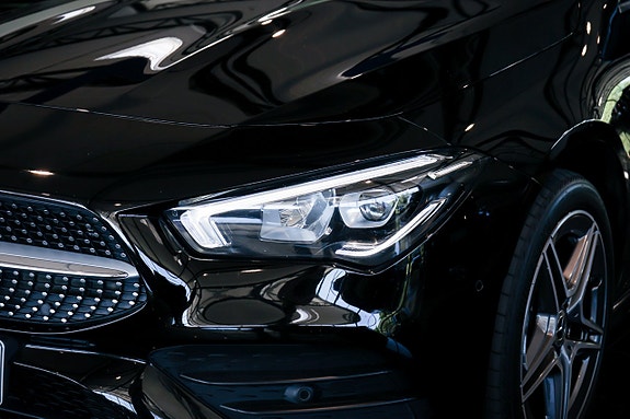Mercedes-Benz CLA250 e 5 of 5