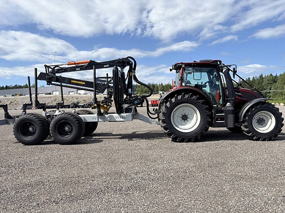 Valta N155 Versu med Hypro HV14 Skogsvagn 2 of 5