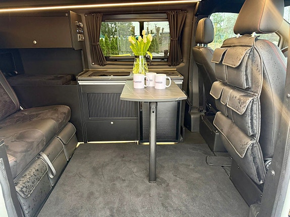 Mercedes-Benz Avcamper 18 of 20