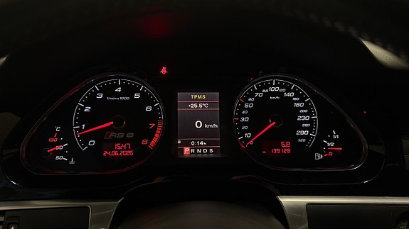 Audi RS6 27 of 30