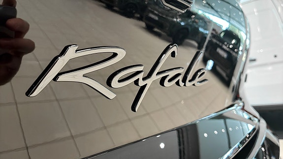 Renault Rafale 26 of 26
