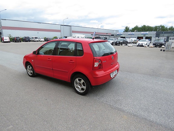 Volkswagen Polo 5 of 5