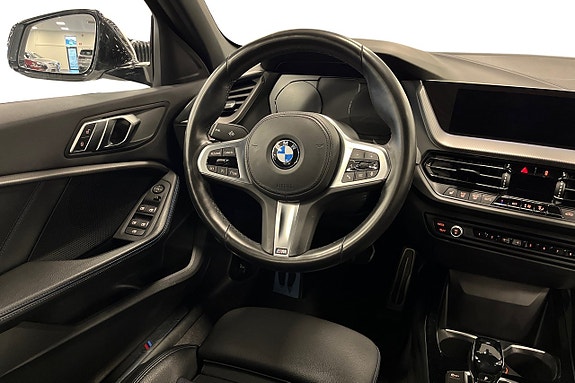 BMW 118i 9 of 19