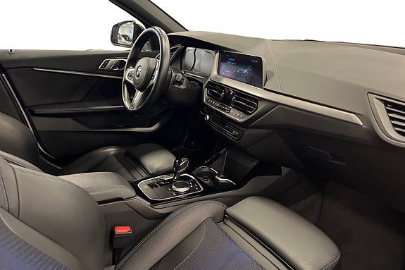BMW 118i 6 of 19