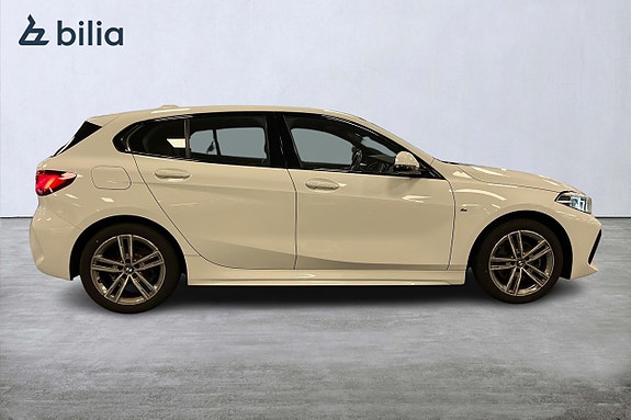 BMW 118i 16 of 19