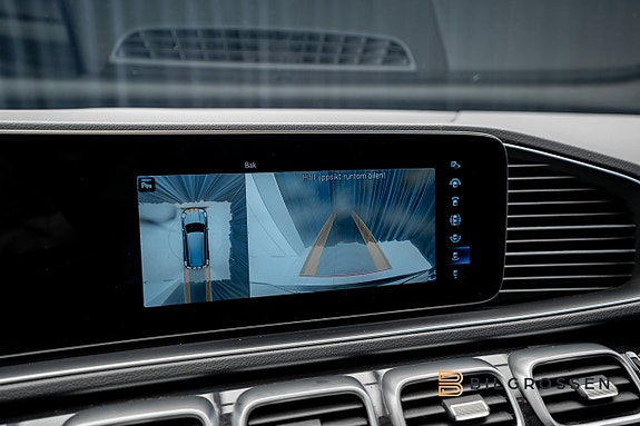 Mercedes-Benz GLS580 26 of 27