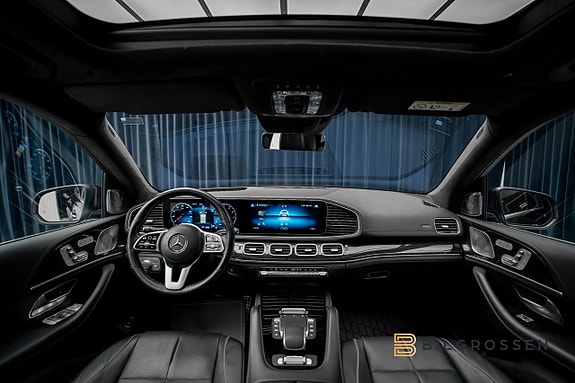 Mercedes-Benz GLS580 14 of 27