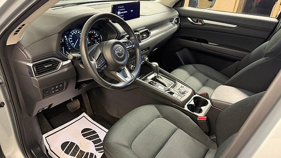 Mazda CX-5 8 of 17