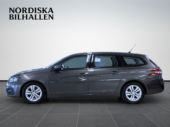 Peugeot 308 SW 4 of 5