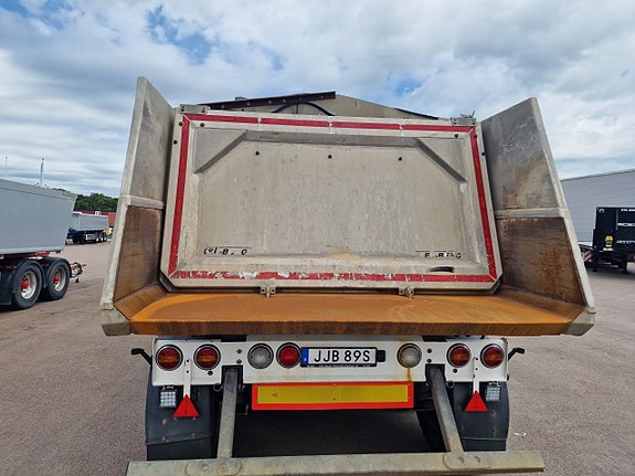 KEL-BERG TIPPTRAILER 2 of 12