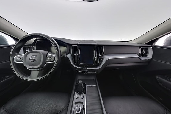 Volvo XC60 7 of 13