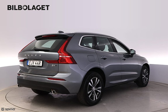 Volvo XC60 3 of 5
