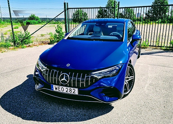 Mercedes-Benz EQE350+ SUV 5 of 5