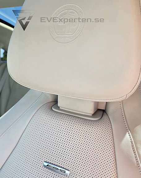 Mercedes-Benz EQE350+ SUV 23 of 30