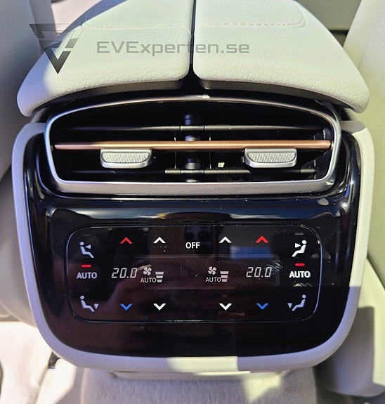 Mercedes-Benz EQE350+ SUV 24 of 30